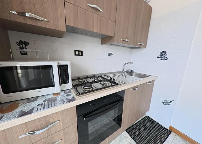 Casa Panorama- Panoramic View Terrace דירה ליירנה