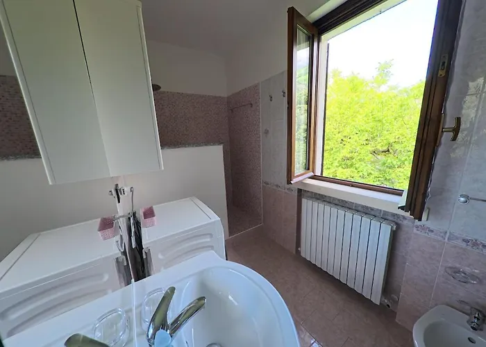 Casa Panorama- Panoramic View Terrace דירה ליירנה